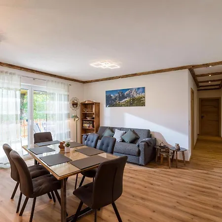 Apartment Haus Hüttenberger *