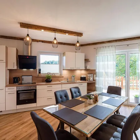 Haus Huettenberger Apartmán