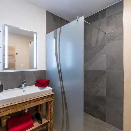 Haus Huettenberger Apartmán *